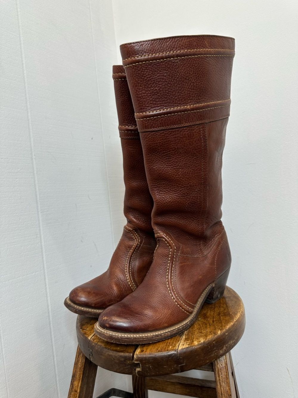 Frye Brown Leather Knee High Healed Boots Size 7